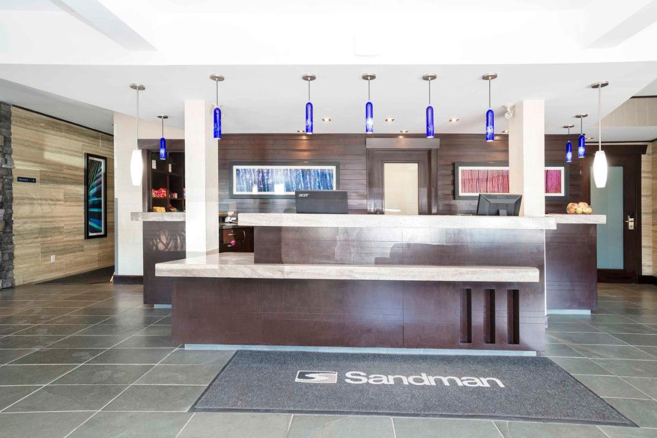 Sandman Hotel & Suites פרינס ג'ורג' מראה חיצוני תמונה