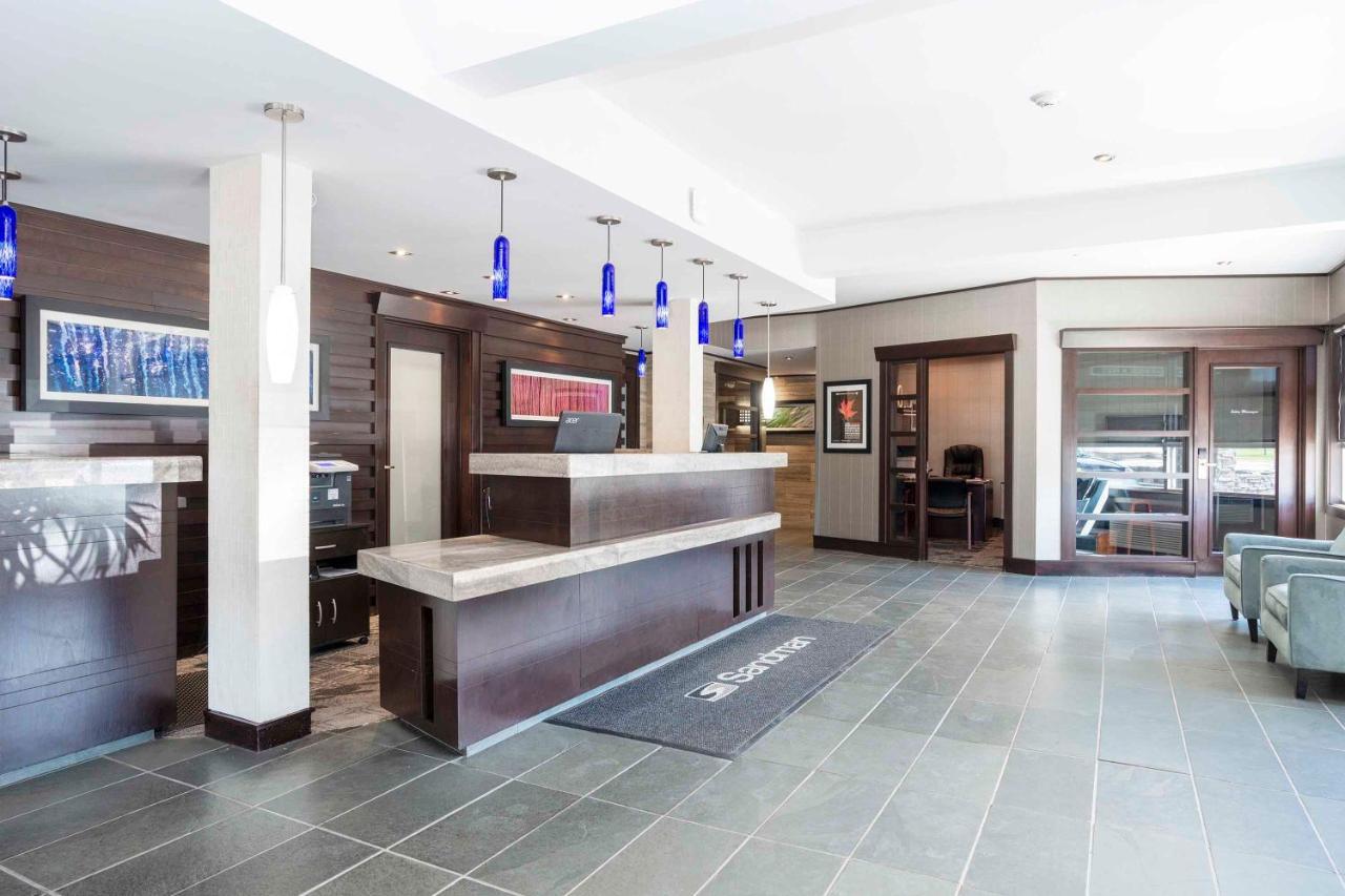 Sandman Hotel & Suites פרינס ג'ורג' מראה חיצוני תמונה