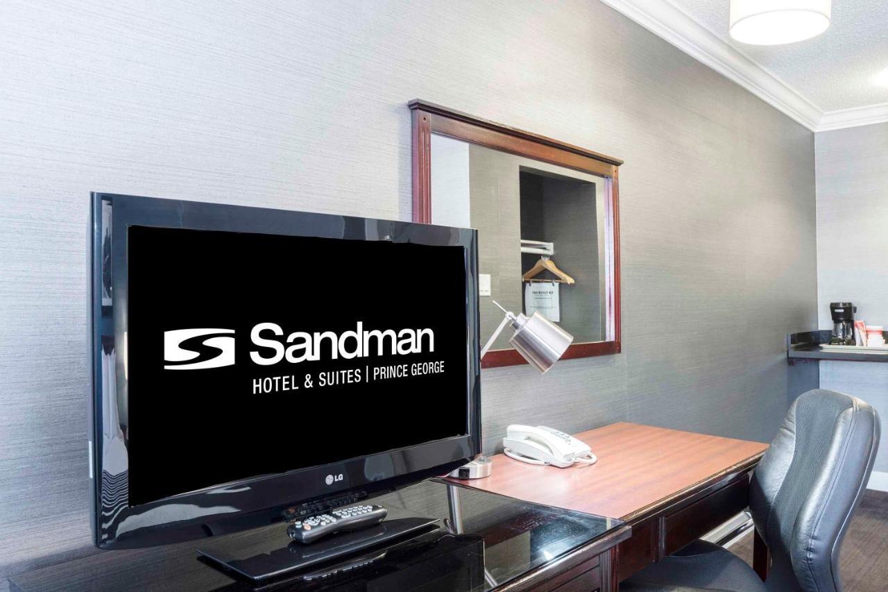 Sandman Hotel & Suites פרינס ג'ורג' מראה חיצוני תמונה