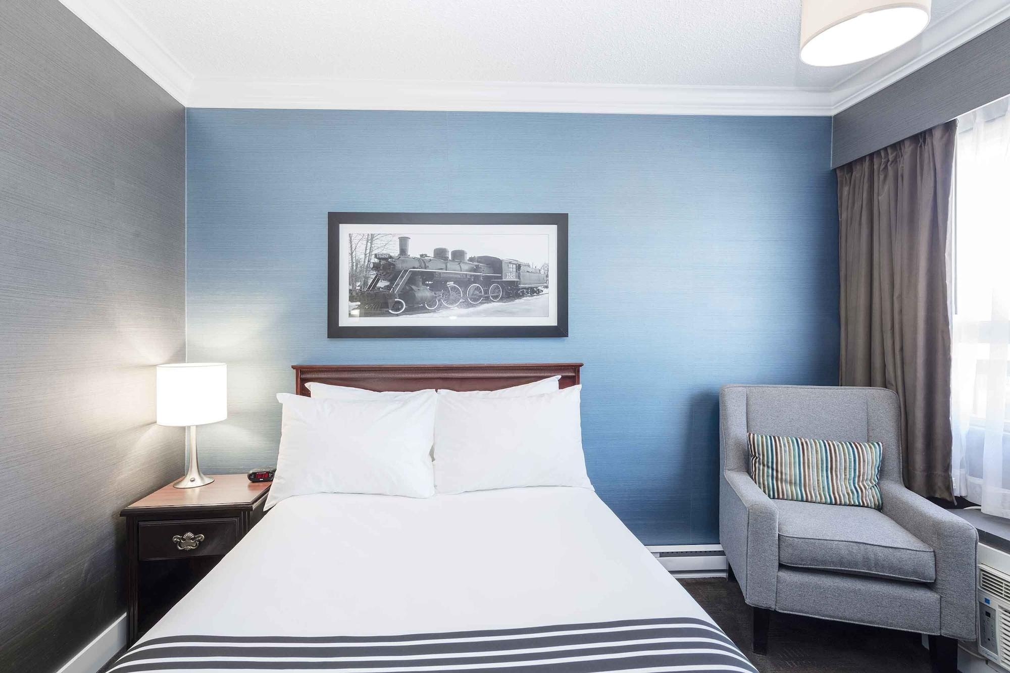 Sandman Hotel & Suites פרינס ג'ורג' מראה חיצוני תמונה