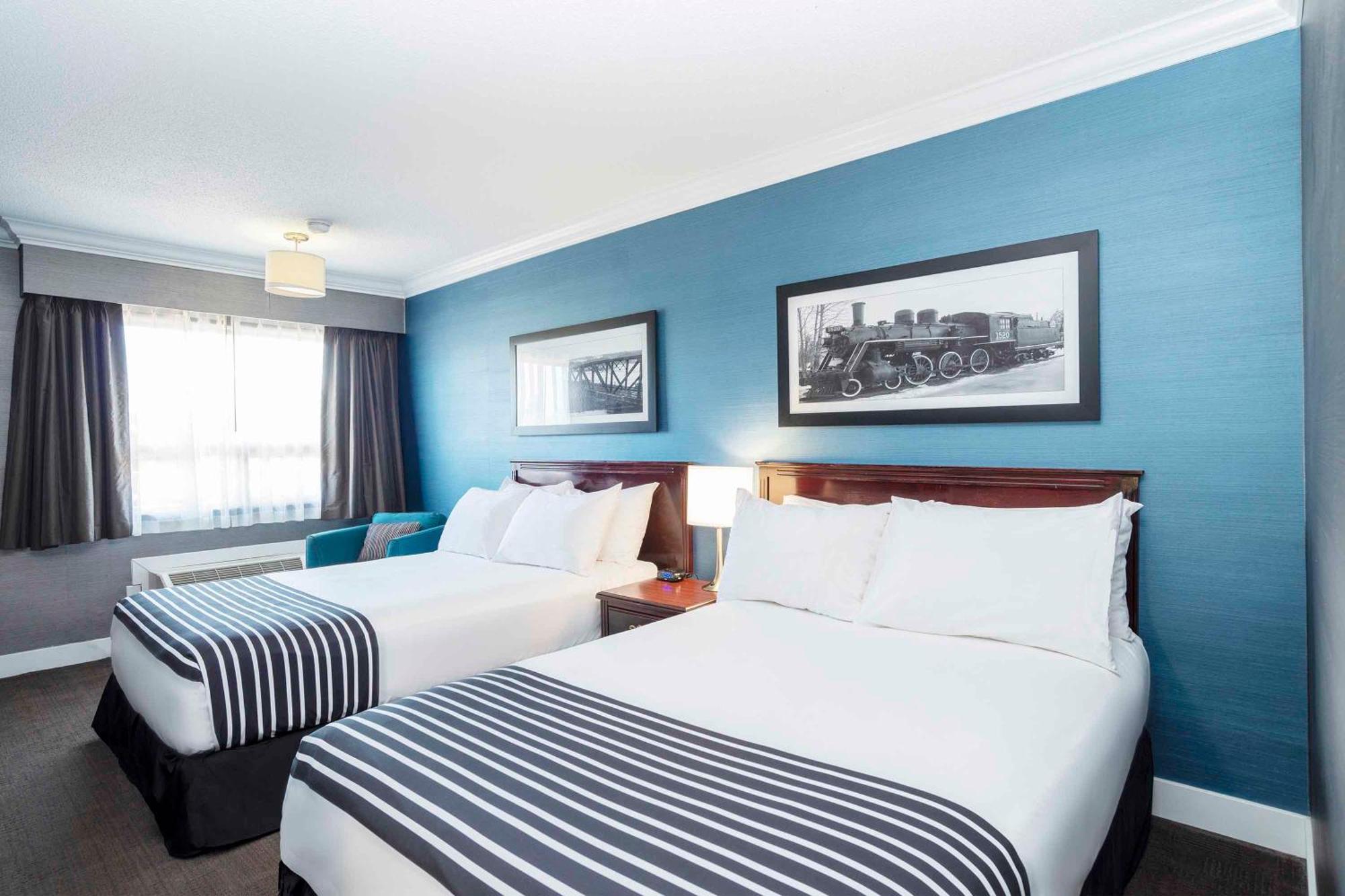 Sandman Hotel & Suites פרינס ג'ורג' מראה חיצוני תמונה